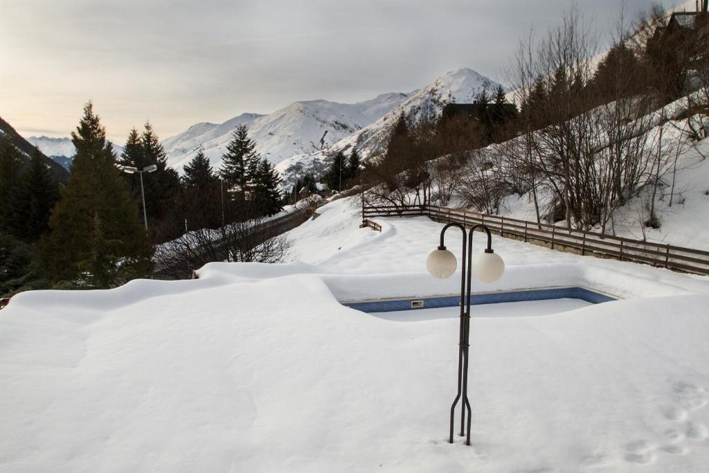 Apartamentos Multibaqueira Baqueira Beret Exterior foto